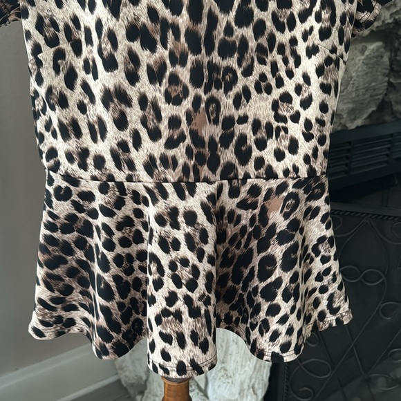 Top - Picture 3 of 4